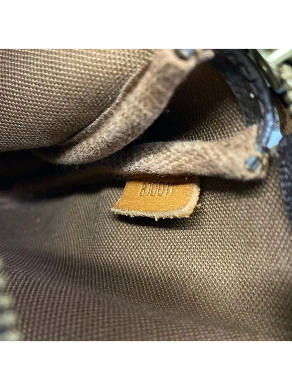 Louis Vuitton Handbag Monogram Pochette Accessoires